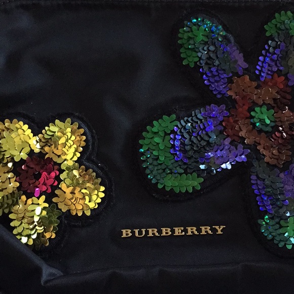 Burberry Sequins Metallic Flowers Large Pouch New - Picture 5 of 5
